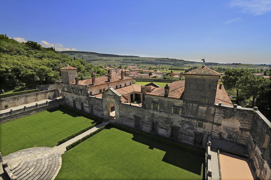 Villa Della Torre Фумане Экстерьер фото